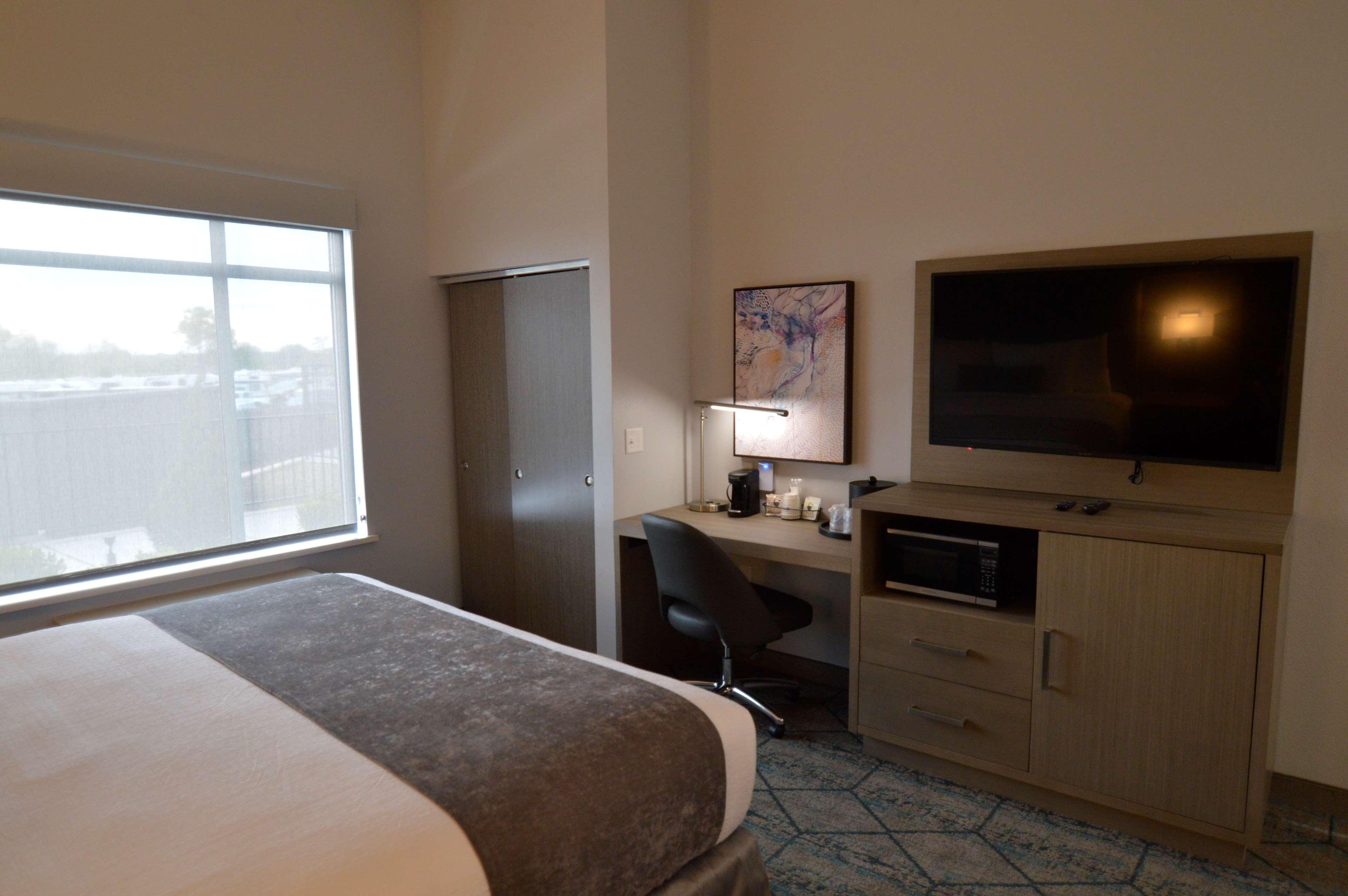 Best Western Plus Executive Residency Oklahoma City I-35 Eksteriør bilde