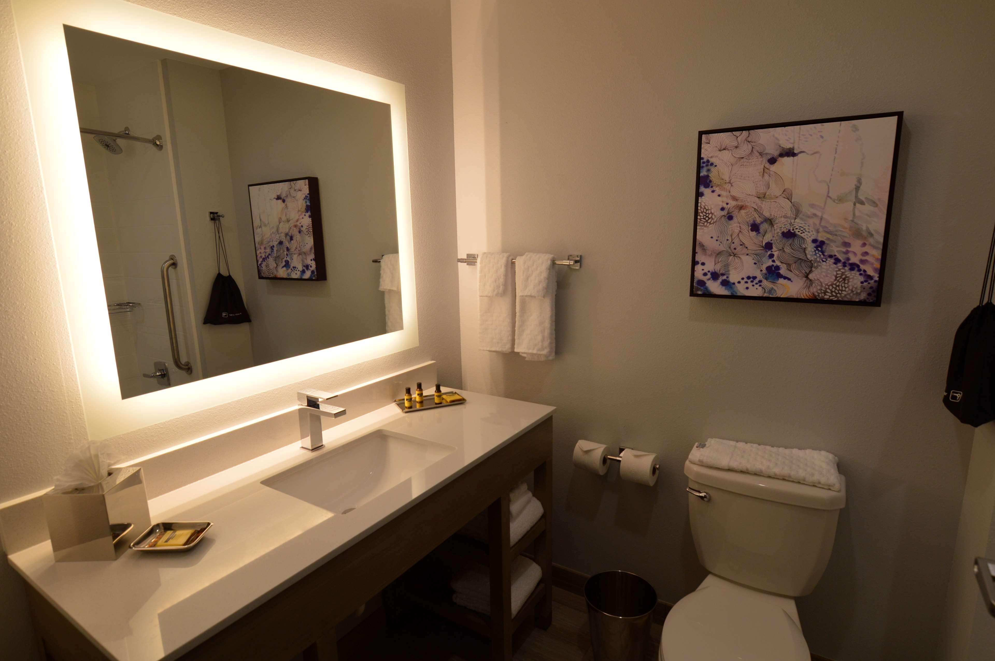 Best Western Plus Executive Residency Oklahoma City I-35 Eksteriør bilde