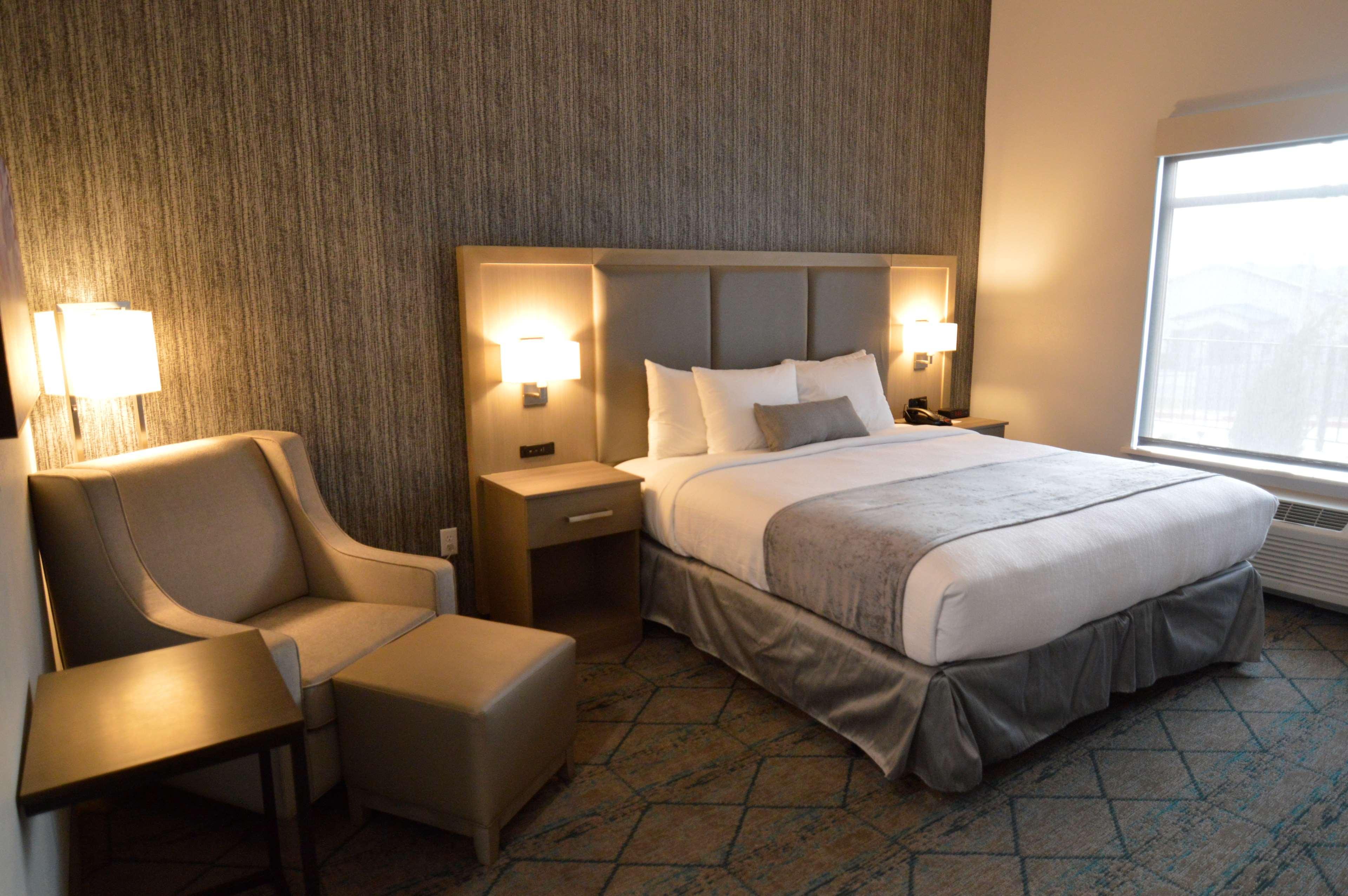Best Western Plus Executive Residency Oklahoma City I-35 Eksteriør bilde
